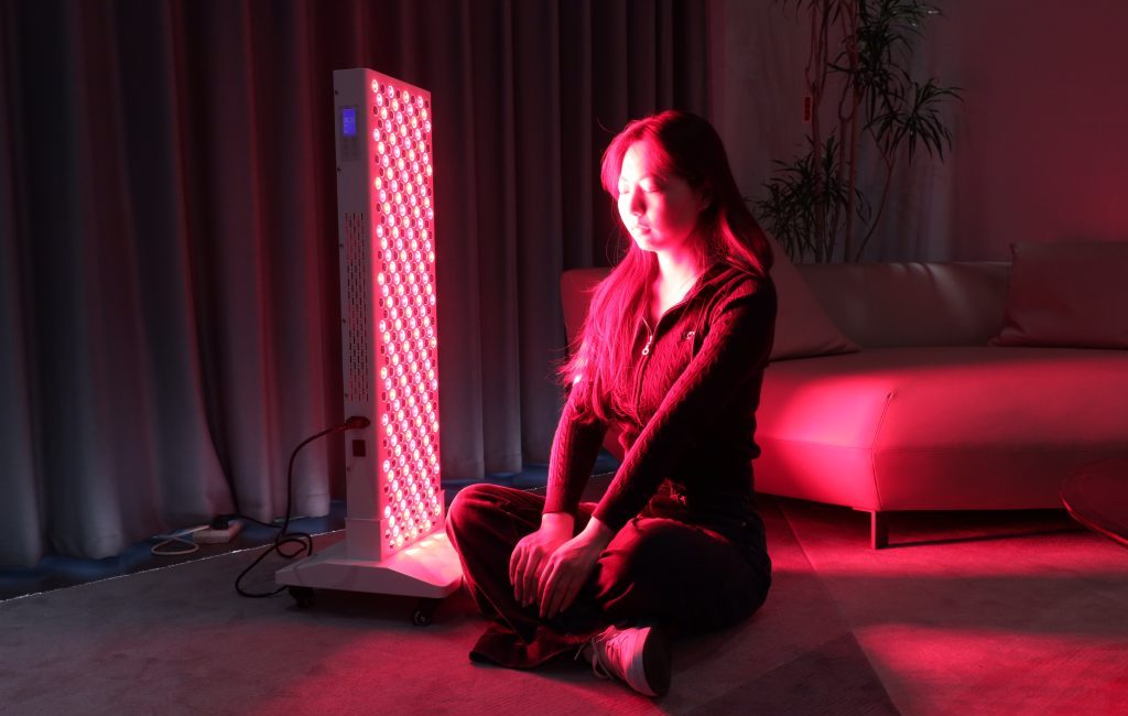 The Quiet Edge Behind Top Red Light Therapy Manufacturers